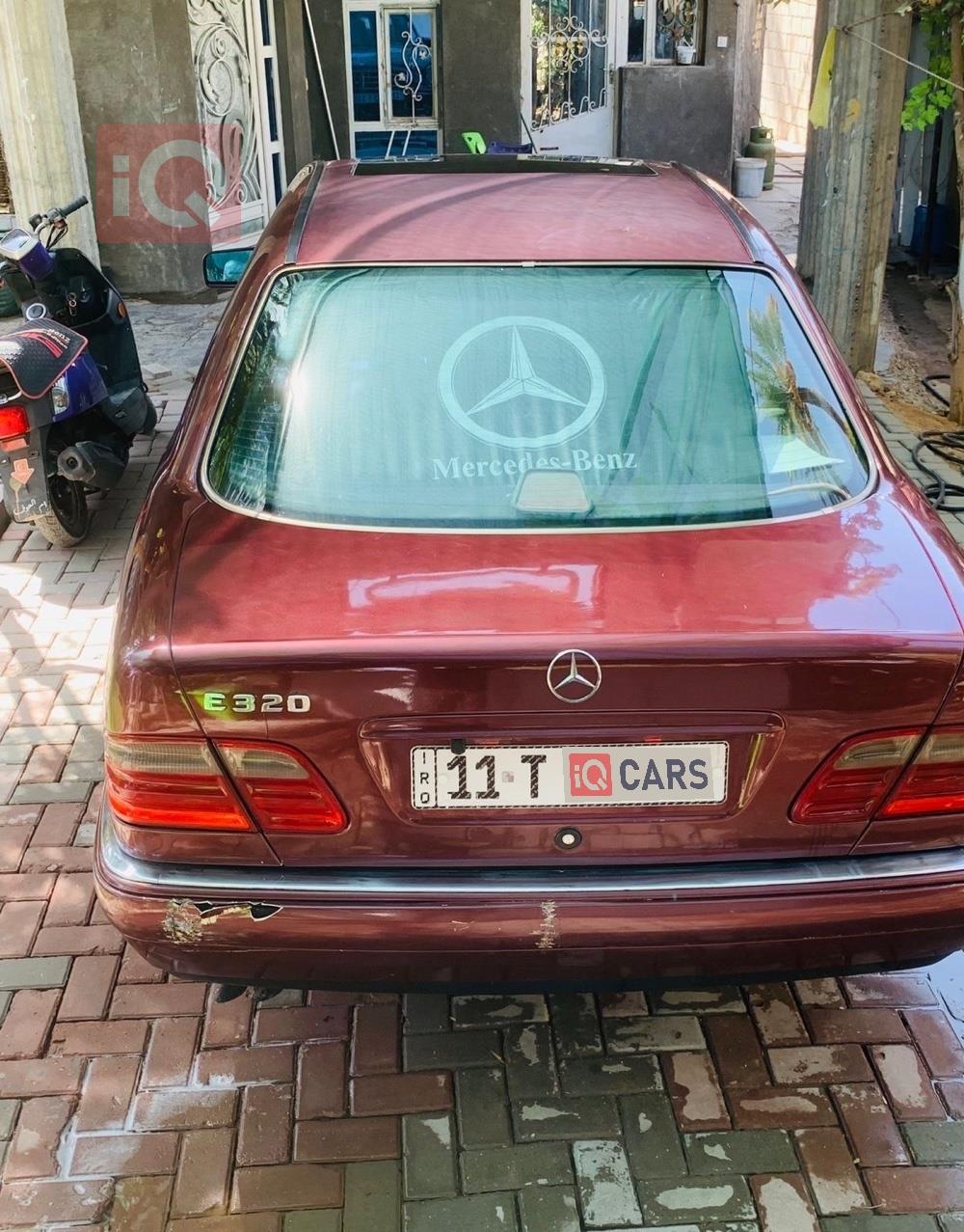 مرسيدس بنز E-Class